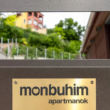 Monbuhim Four Apartmán