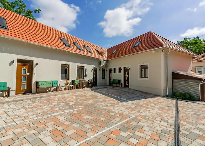 Monbuhim Four Διαμέρισμα Veszprém